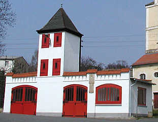 ... zum Feuerwehrmuseum ...